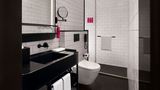 Moxy Mumbai Andheri West Room