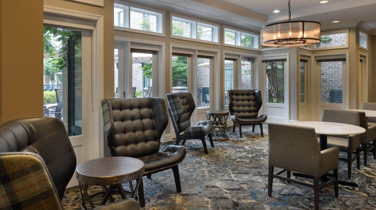 Residence Inn Savannah Downtown Lobby