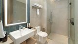 Oakwood Hotel & Apartments Grand Batam Room