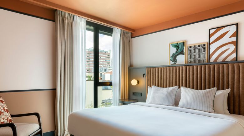 <b>Le Parchamp Paris Boulogne,Tribute Hotel Room</b>. Images powered by <a href="https://www.leonardoworldwide.com/" title="Leonardo Worldwide" target="_blank">Leonardo</a>.