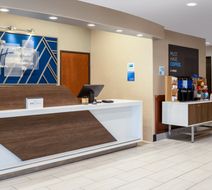 Holiday Inn Express vancouver North Exterior