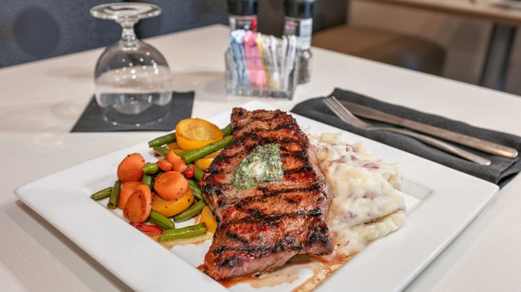 Holiday Inn Houma Restaurant