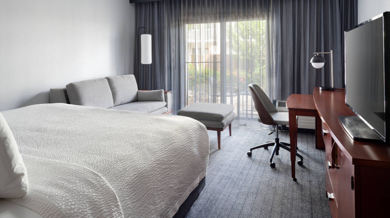 <b>Courtyard by Marriott West Palm Beach Room</b>. Images powered by <a href="https://www.leonardoworldwide.com/" title="Leonardo Worldwide" target="_blank">Leonardo</a>.