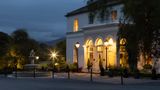 Tulfarris Hotel & Golf Resort Exterior