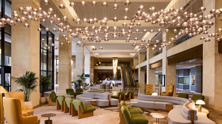 <b>The Westin Los Angeles Airport Lobby</b>. Images powered by <a href="https://www.leonardoworldwide.com/" title="Leonardo Worldwide" target="_blank">Leonardo</a>.