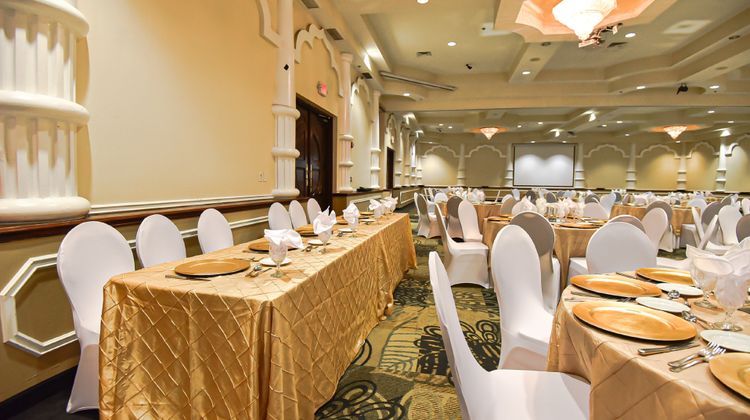 Holiday Inn Express Cocoa Ballroom