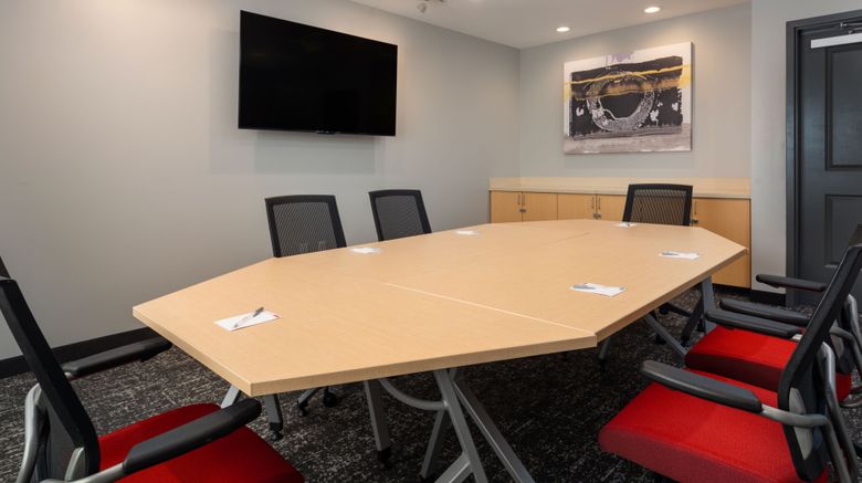 <b>TownePlace Suites Wareham Buzzard's Bay Meeting</b>. Images powered by <a href="https://www.leonardoworldwide.com/" title="Leonardo Worldwide" target="_blank">Leonardo</a>.