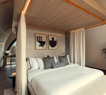 91 Athens Riviera Room