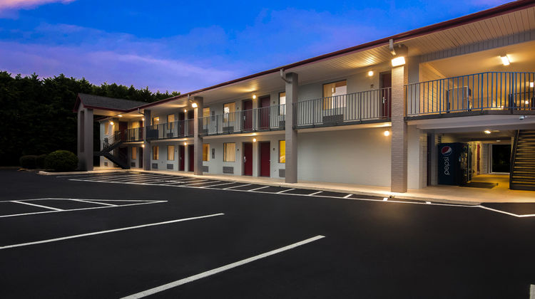 Red Roof Inn Rock Hill Exterior