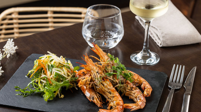 <b>Le Trefle Restaurant</b>. Images powered by <a href="https://www.leonardoworldwide.com/" title="Leonardo Worldwide" target="_blank">Leonardo</a>.
