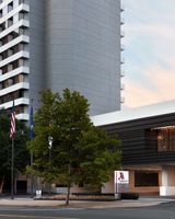 Crystal Gateway Marriott
