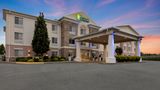 <b>Holiday Inn Express Hotel & Suites Exterior</b>. Images powered by <a href="https://www.leonardoworldwide.com/" title="Leonardo Worldwide" target="_blank">Leonardo</a>.