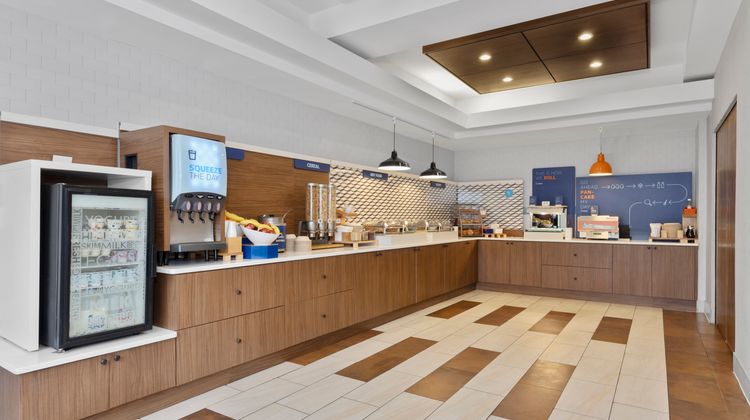 Holiday Inn Express Hotel & Suites Restaurant