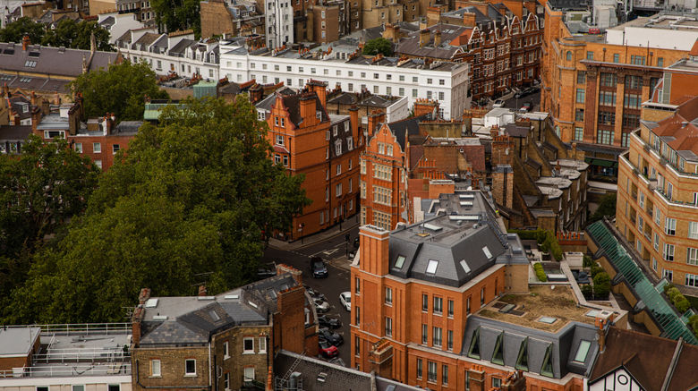<b>Jumeirah Carlton Tower Exterior</b>. Images powered by <a href="https://www.leonardoworldwide.com/" title="Leonardo Worldwide" target="_blank">Leonardo</a>.