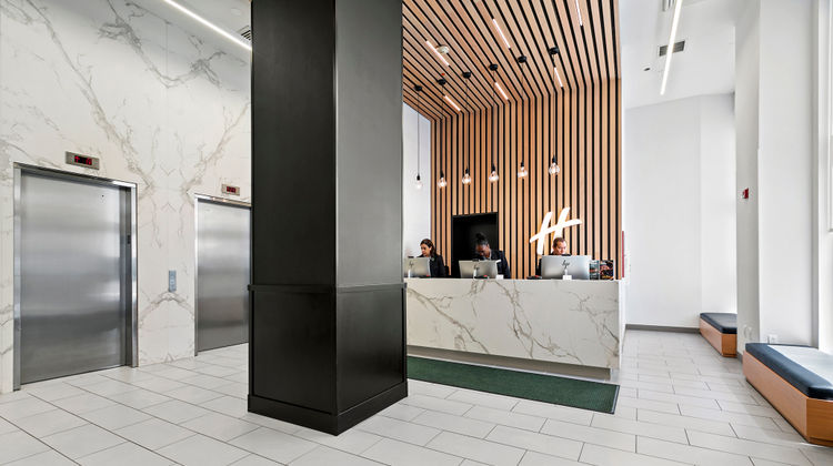 Holiday Inn Manhattan 6th Ave - Chelsea Exterior