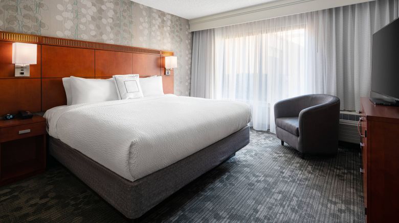 <b>Courtyard by Marriott San Jose Cupertino Room</b>. Images powered by <a href="https://www.leonardoworldwide.com/" title="Leonardo Worldwide" target="_blank">Leonardo</a>.