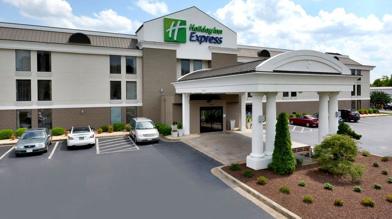 Holiday Inn Express Danville Exterior. Images powered by <a href="https://www.leonardoworldwide.com" target="_blank" rel="noopener">Leonardo</a>.