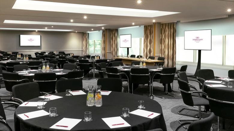 <b>Crowne Plaza Glasgow Meeting</b>. Images powered by <a href="https://www.leonardoworldwide.com/" title="Leonardo Worldwide" target="_blank">Leonardo</a>.