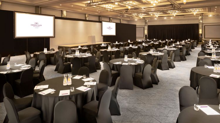 Crowne Plaza Glasgow Meeting