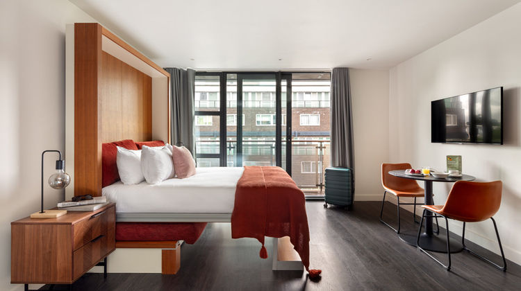 Marlin Canary Wharf Room