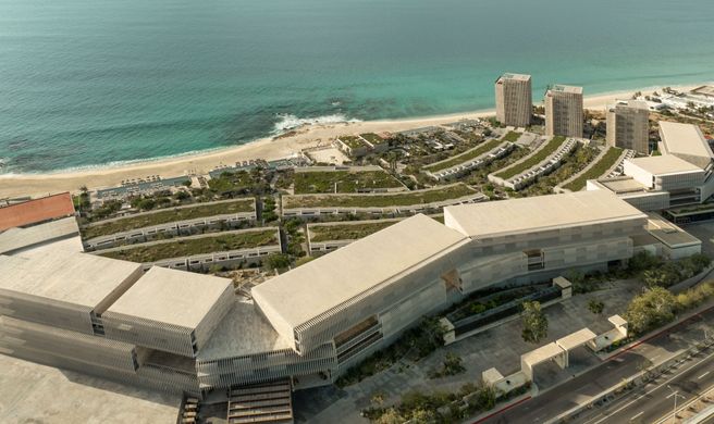 Solaz, A Luxury Collection Resort Exterior