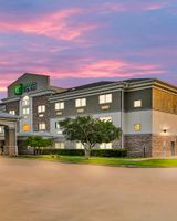 Holiday Inn Express Palestine