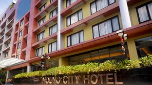 Nouvo City Hotel