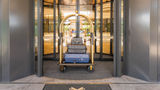 Meriton Suites Broadbeach Exterior
