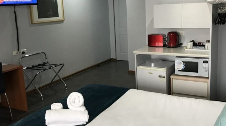 <b>Town & Country Motor Inn Lobby</b>. Images powered by <a href="https://www.leonardoworldwide.com/" title="Leonardo Worldwide" target="_blank">Leonardo</a>.