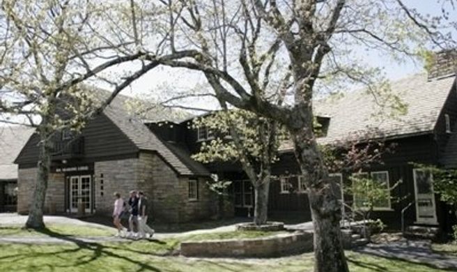 Big Meadows Lodge Exterior