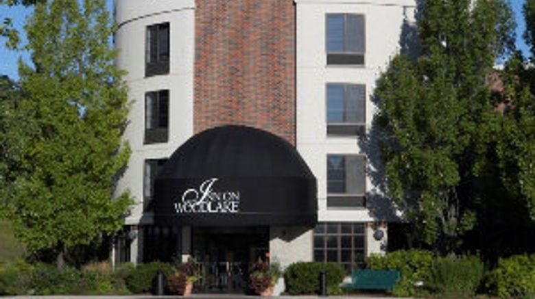 <b>Inn on Woodlake Exterior</b>. Images powered by <a href="https://www.leonardoworldwide.com/" title="Leonardo Worldwide" target="_blank">Leonardo</a>.