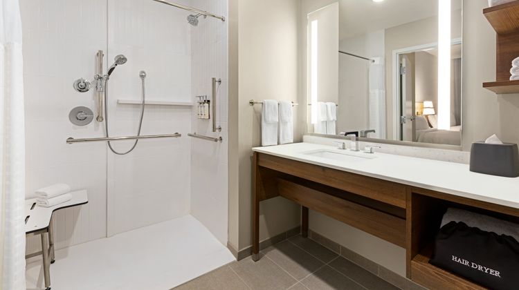 Staybridge Suites Houston Downtown Room