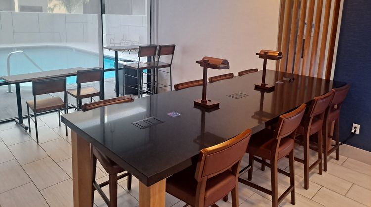 Holiday Inn Express & Suites Chatsworth Meeting