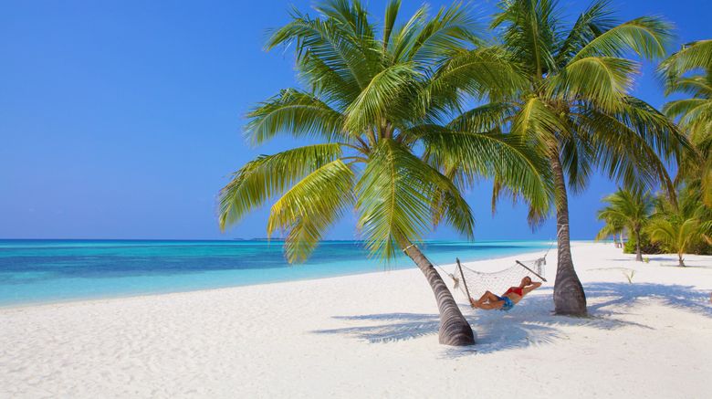 <b>Kuredu Island Resort Beach</b>. Images powered by <a href="https://www.leonardoworldwide.com/" title="Leonardo Worldwide" target="_blank">Leonardo</a>.