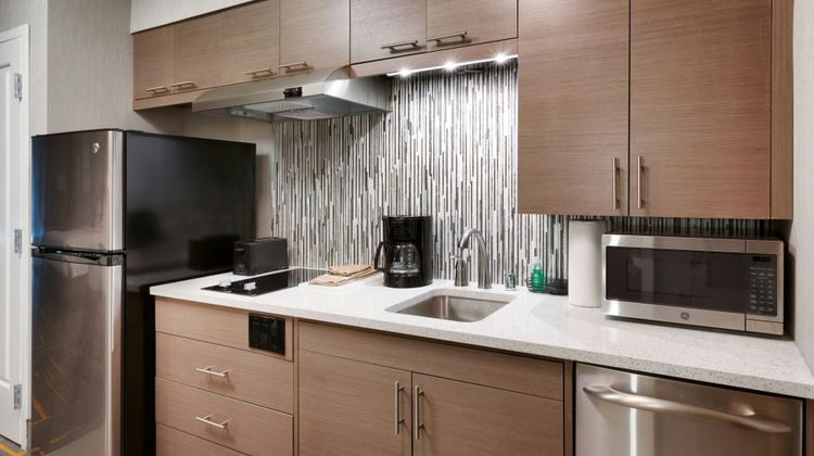 TownePlace Suites Los Angeles LAX Room
