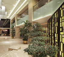 Holiday Inn Century City-EastTower Exterior