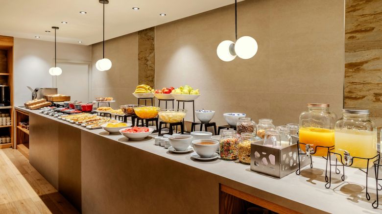 <b>Sheraton Bariloche Hotel Restaurant</b>. Images powered by <a href="https://www.leonardoworldwide.com/" title="Leonardo Worldwide" target="_blank">Leonardo</a>.