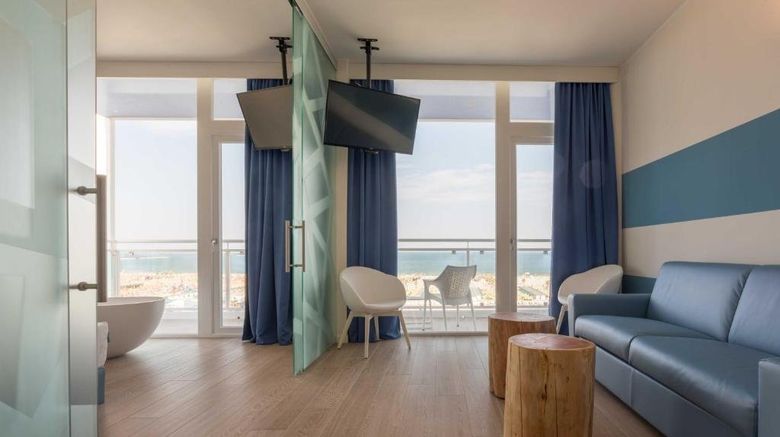<b>Hotel Mediterraneo Room</b>. Images powered by <a href="https://www.leonardoworldwide.com/" title="Leonardo Worldwide" target="_blank">Leonardo</a>.