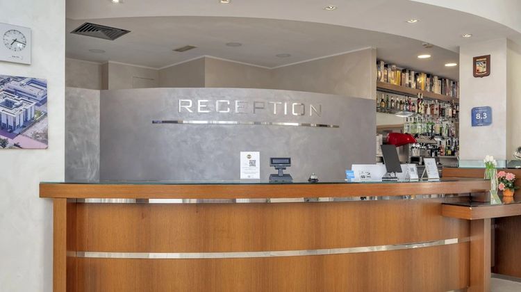B&B Hotels Park Hotel Cassano Lobby