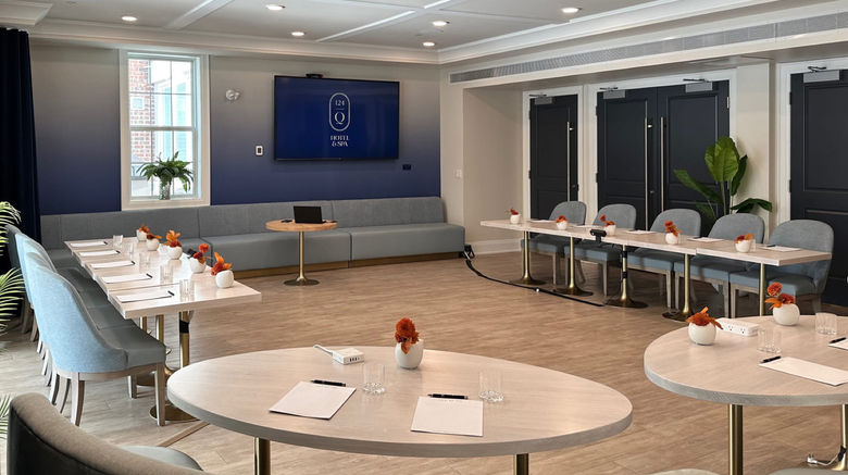 <b>124 on Queen Hotel and Spa Meeting</b>. Images powered by <a href="https://www.leonardoworldwide.com/" title="Leonardo Worldwide" target="_blank">Leonardo</a>.