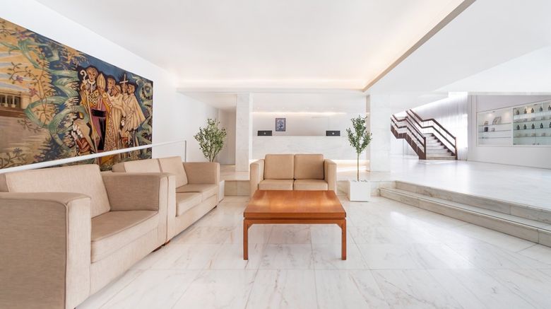 <b>Crisol Tres Pastorinhos Lobby</b>. Images powered by <a href="https://www.leonardoworldwide.com/" title="Leonardo Worldwide" target="_blank">Leonardo</a>.