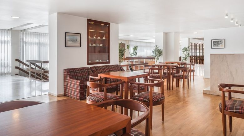 <b>Crisol Tres Pastorinhos Lobby</b>. Images powered by <a href="https://www.leonardoworldwide.com/" title="Leonardo Worldwide" target="_blank">Leonardo</a>.