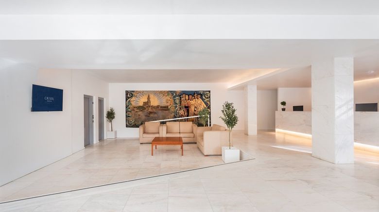 <b>Crisol Tres Pastorinhos Lobby</b>. Images powered by <a href="https://www.leonardoworldwide.com/" title="Leonardo Worldwide" target="_blank">Leonardo</a>.