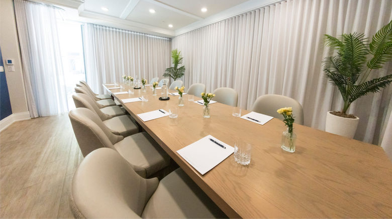 <b>124 on Queen Hotel and Spa Meeting</b>. Images powered by <a href="https://www.leonardoworldwide.com/" title="Leonardo Worldwide" target="_blank">Leonardo</a>.