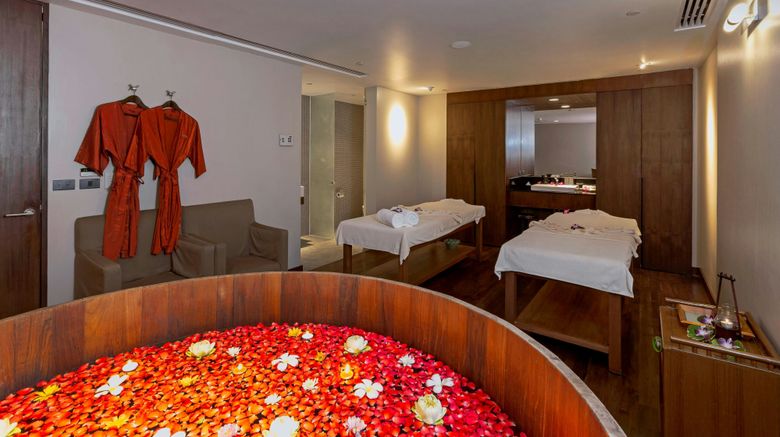 <b>Le Meridien Phuket Beach Resort Spa</b>. Images powered by <a href="https://www.leonardoworldwide.com/" title="Leonardo Worldwide" target="_blank">Leonardo</a>.