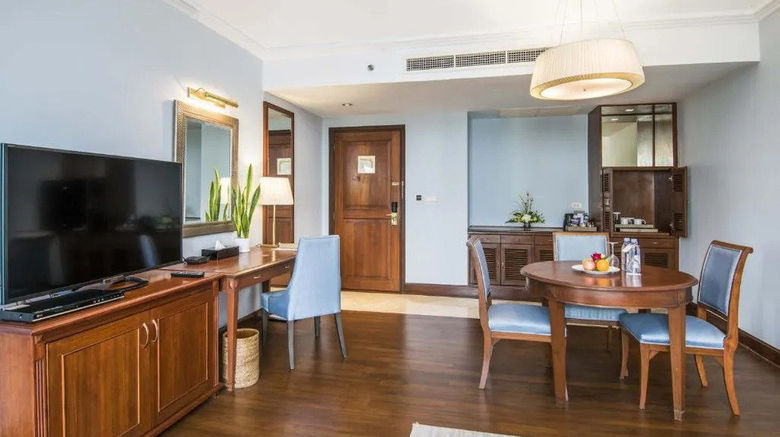 <b>Chatrium Hotel Royal Lake Yangon Suite</b>. Images powered by <a href="https://www.leonardoworldwide.com/" title="Leonardo Worldwide" target="_blank">Leonardo</a>.