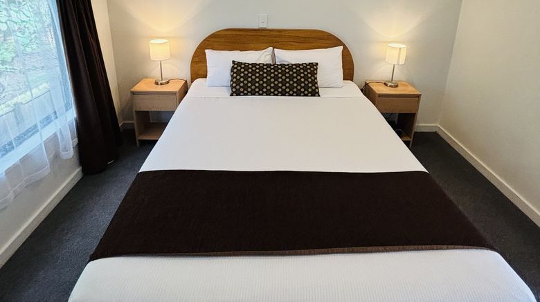 <b>ASURE Bush Inn Court Motel Room</b>. Images powered by <a href="https://www.leonardoworldwide.com/" title="Leonardo Worldwide" target="_blank">Leonardo</a>.