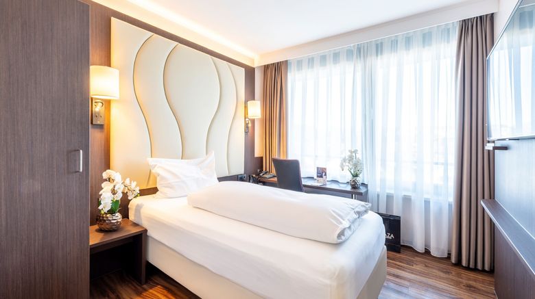 <b>Plaza Hotel Fohr am Bodensee Room</b>. Images powered by <a href="https://www.leonardoworldwide.com/" title="Leonardo Worldwide" target="_blank">Leonardo</a>.