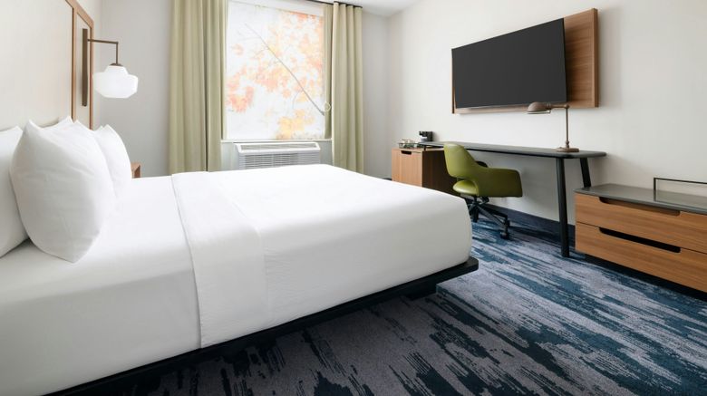 <b>Fairfield Inn & Suites Marriott Room</b>. Images powered by <a href="https://www.leonardoworldwide.com/" title="Leonardo Worldwide" target="_blank">Leonardo</a>.