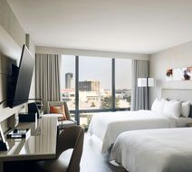 Chicago Marriott Oak Brook Room